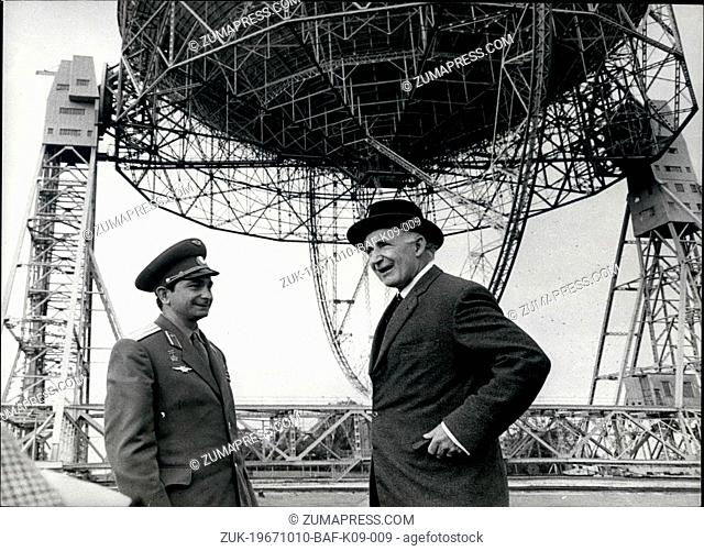 Oct. 10, 1967 - Soviet spaceman sees Britain's giant radio telescope at Jodrell Bank: Soviet cosmonaut Lt. Col. Valery Bykovsky who is currently on a seven day...