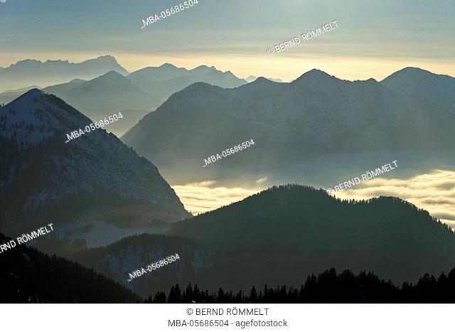 Germany, Bavaria, Upper Bavaria, Tölzer country, Bavarian alps, view of the Rabenkopf on Jochberg, Wetterstein Range, Zugspitze massif, Simetsberg, Estergebirge