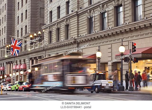 Cablecar at Union Square, San Francisco, California, USA