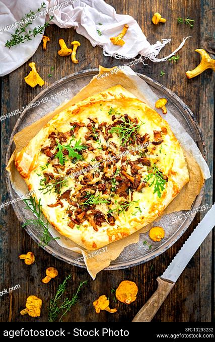 Chanterelle tart with Gruyere and thyme