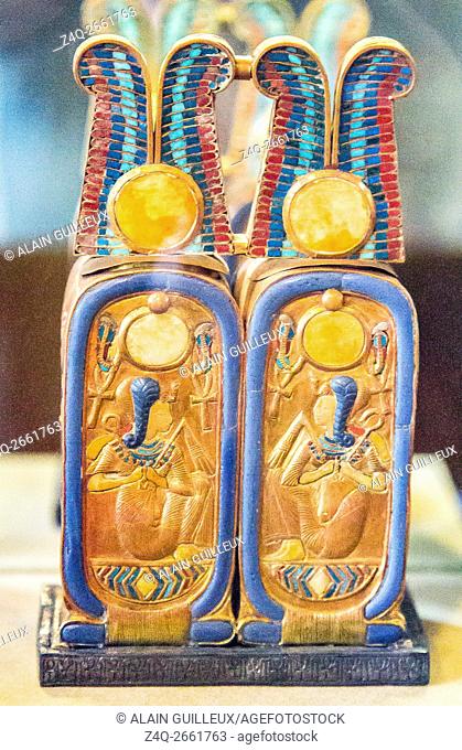 Egypt, Cairo, Egyptian Museum, Tutankhamon jewellery, from his tomb in Luxor : Perfume box in the shape of 2 cartouches, with feather crowns on top