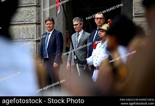 12 March 2023, Brazil, Belo Horizonte: Robert Habeck (Bündnis 90/Die Grünen, l), Vice Chancellor and Federal Minister for Economic Affairs and Climate...