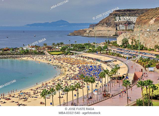 Spain, Canary islands, Gran Canaria, Playa de Los Amadores, close Puerto Rico, Teide in the background
