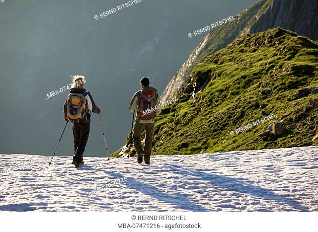 Hike to Geißkopf over snowfields, Gerlos valley, Zillertaler Alps, Tirol, Austria