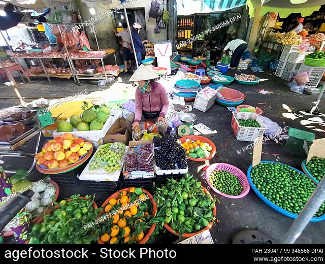 05 March 2023, Vietnam, Ho-Chi-Minh-Stadt: Fruits and vegetables are for sale at a market in Ho Chi Minh City. Photo: Alexandra Schuler/dpa