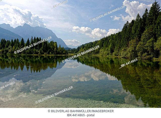 Isarstausee and Karwendel, reservoir, Isar nature trail, Krün, Mittenwald, Upper Bavaria, Bavaria, Germany