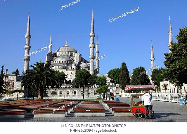 Turkey, Istanbul, municipality of Fatih, district of Sultanahmet, Sultanahmet mosque or Blue mosque