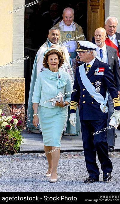 ??King Carl Gustaf and Queen Silvia of Sweden leave at the chapel of Drottningholm Palace in Stockholm, on August 14, 2021
