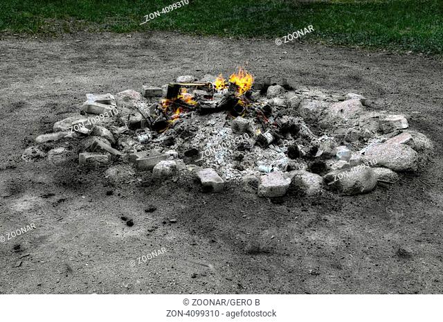 Feuerstelle im Freien soft, fire pit in the open soft