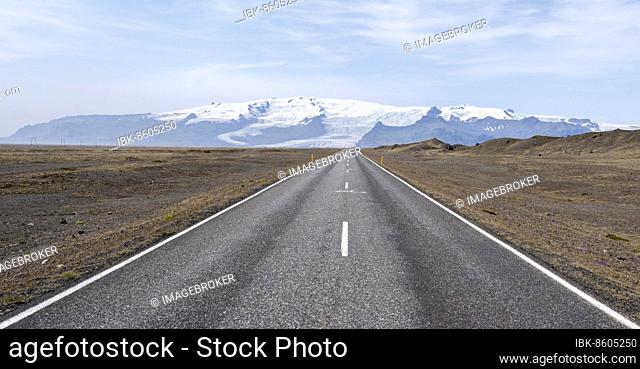 Road, glacier tongues and mountains, glacier tongues at Vatnajökull glacier, Vatnajökull National Park, Austurland, Iceland, Europe