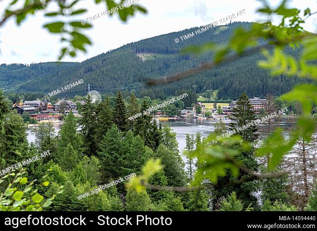 Europe, Germany, Southern Germany, Baden-Wuerttemberg, Black Forest, view of Titisee and Titisee-Neustadt in Southern Black Forest