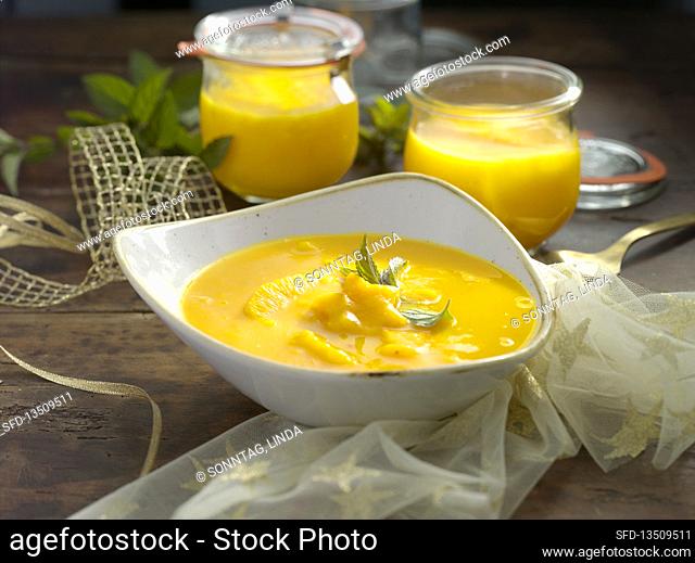 Preserved pumpkin-orange soup