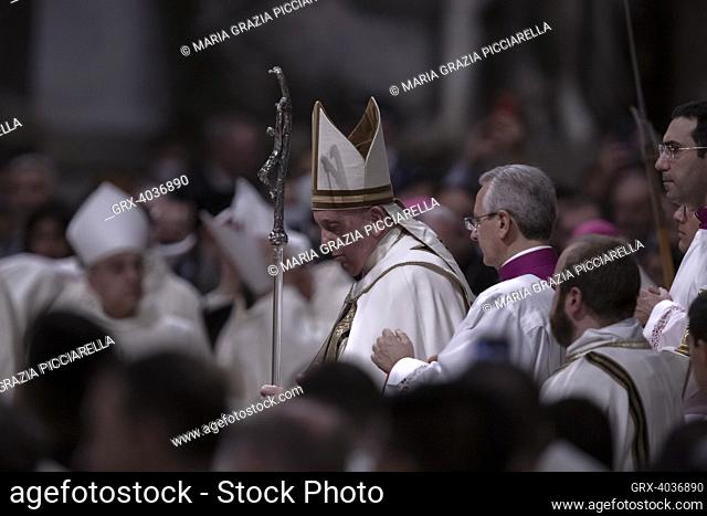 Vatican City, Vatican 11 October 2022. Pope Francis celebrates a mass for the 60th anniversary of the opening of the Second Vatican Ecumenical at St Peter's...