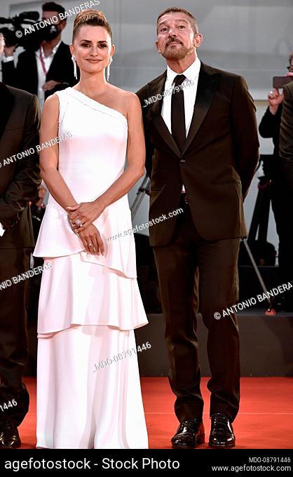 Spanish actors Penelope Cruz and Antonio Banderas at the 78 Venice International Film Festival 2021. Competencia oficial (Official Competition) red carpet
