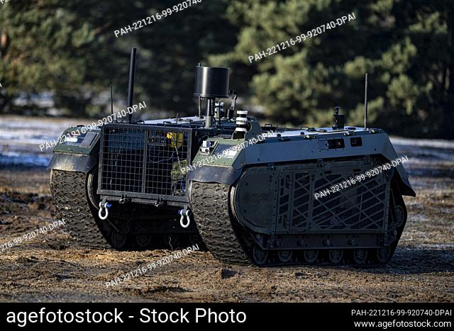 15 December 2022, Brandenburg, Brück: A THeMIS (Tracked Hybrid Modular Infantry System) from the manufacturer Milrem Robotics takes part in a demonstration of...