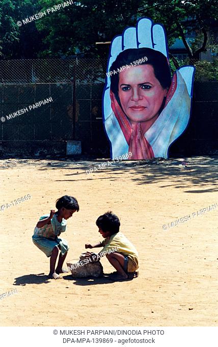 Children at Sonia Gandhi's Cutout NO MR