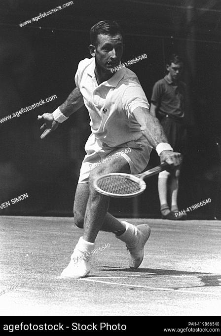ARCHIVE PHOTO: Rod Laver turns 85 on August 9, 2023, Rod LAVER, Australia, tennis player, action, Tennis Wimbledon Championships 1961, portrait format