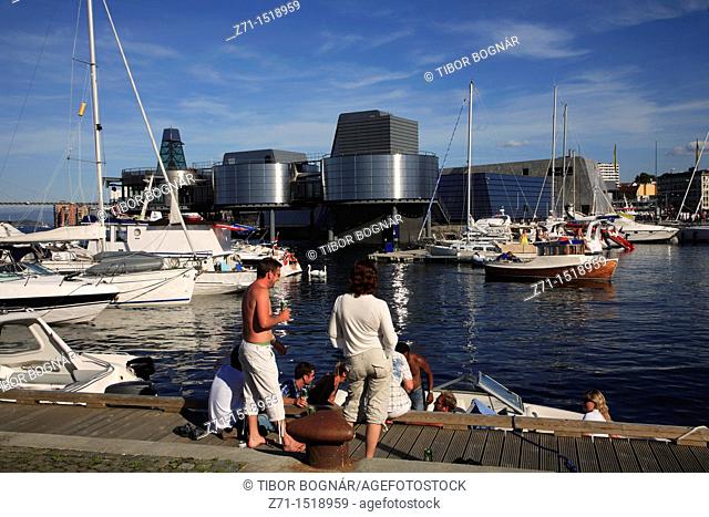 Norway, Stavanger, Petroleum Museum, harbour, boats, people