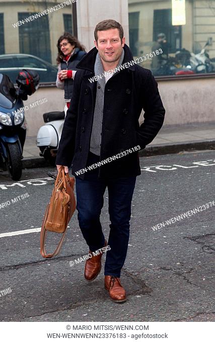 Dermot O'Leary pictured arriving at the Radio 2 studio Featuring: Dermot O'Leary Where: London, United Kingdom When: 18 Jan 2016 Credit: Mario Mitsis/WENN