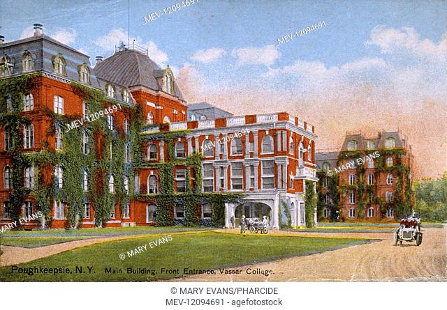 Main Building, Front Entrance, Vassar College, Poughkeepsie, New York State, USA