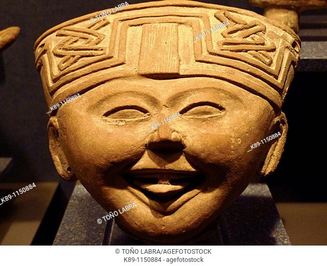 Carita sonriente totonaca. Museo Nacional de Antropologia. Ciudad de Mexico