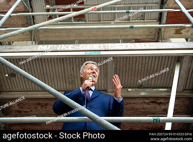 24 July 2020, Berlin: Christian Wulff, President of the German Choral Association and former Federal President, speaks at the topping-out ceremony for the...