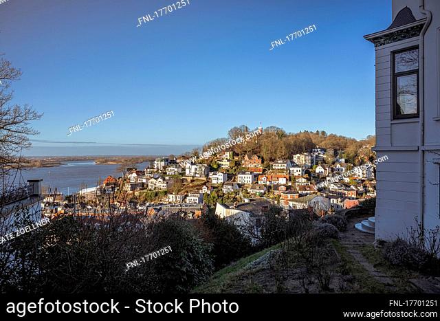 View of the Süllberg in Hamburg-Blankenese on a sunny January morning