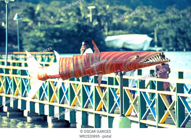 Escultura en el Puente de los Enamorados, Isla de Providencia, Archipielago de San Andres y Providencia, Colombia