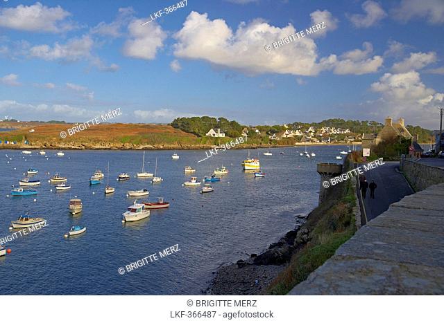 Le Conquet harbour, Finistere, Bretagne, France, Europe