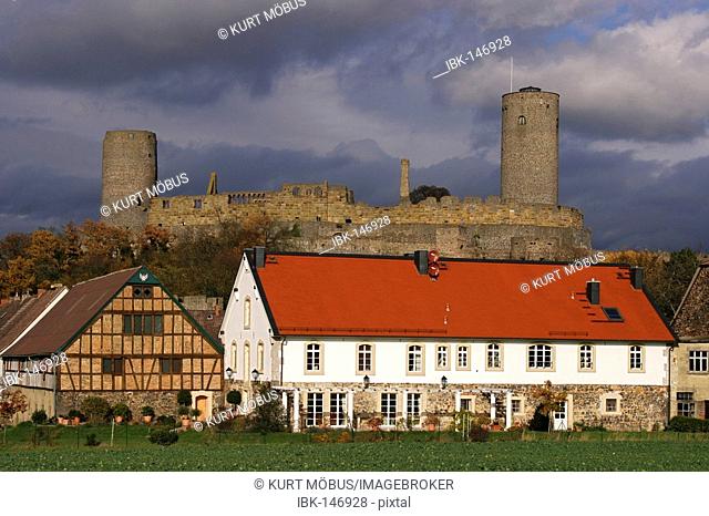 Dramatic light over the Muenzenberg castle, above the Hattstein court, Muenzenberg, Hesse, Germany