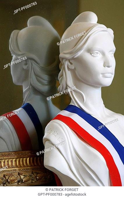 THE MARIANNE BASED ON THE BUST OF LAETITIA CASTA WITH THE MAYOR'S TRICOLORED SASH, BOUCHES-DU-RHONE 76