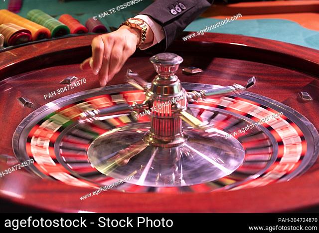 Gambling, casino, roulette, roulette wheel, roulette wheel, roulette wheel, casino, chips, betting game, wager, Ball des Sports on July 16th, 2022 in Wiesbaden