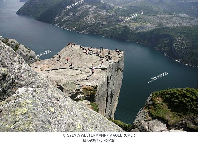 Preikestolen Pulpit Rock above the Lysefjord, Norway, Scandinavia, Europe