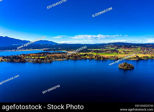 Aerial view, Staffelsee with islands, Garmisch Partenkirchen region, Ostallgäu, Bavaria, Germany