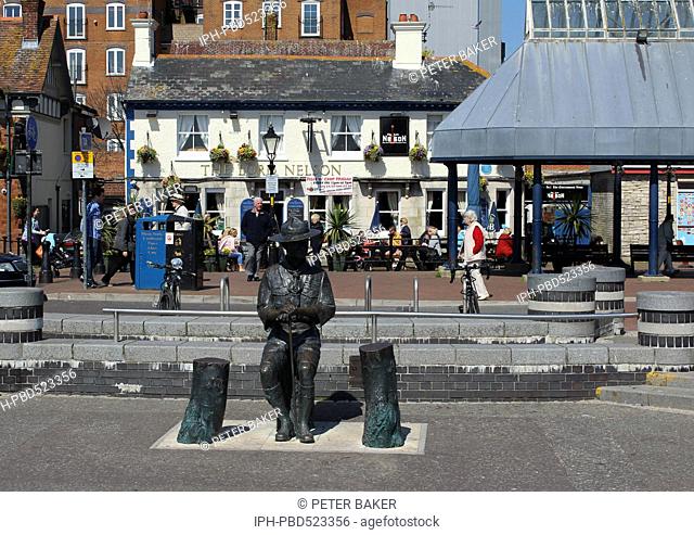 England Dorset Poole Baden Powell statue on Poole Quayside Peter Baker