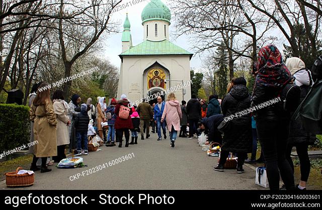 A large number of Orthodox faithful (mostly Ukrainian) celebrated the Holy Pascha (Easter) liturgy in the Church of Dormition of the Mother of God in Prague