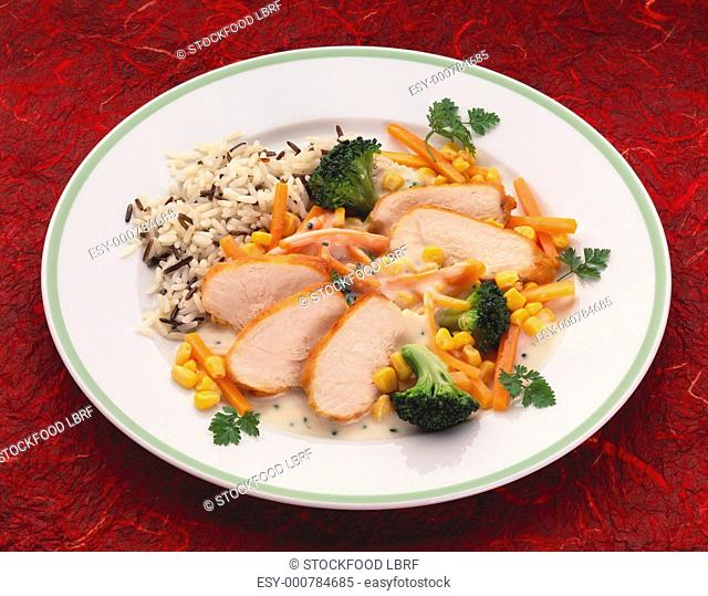 Turkey breast with sweetcorn, carrot and broccoli