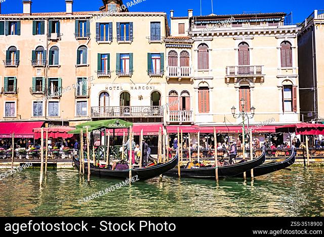 Riva del vin, waterfront to Grand Canal. Venice, Veneto, Italy, Europe