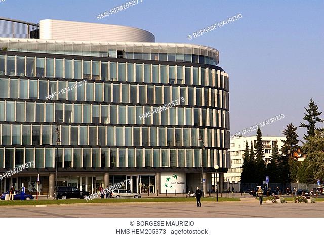 Poland, Mazovia Region, Warsaw, Plac Pilsudskiego Pilsudski Square, office buildings by architect Sir Norman Foster