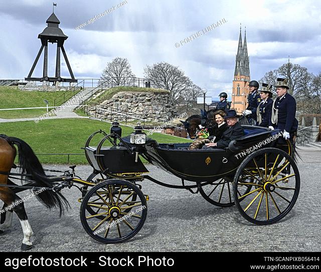 Sweden's King Carl XVI Gustaf and Queen Silvia ride in a horse drawn carriage from S:t Eriks torg to Uppsala Castle in Uppsala during the royal visit to Uppsala...