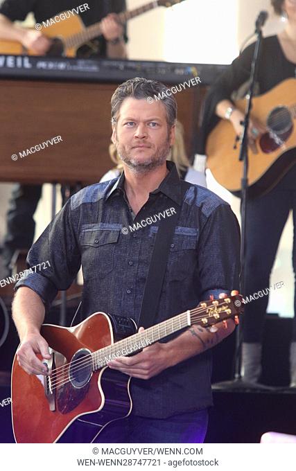 Blake Shelton performs live on the 'Today Show' Featuring: Blake Shelton Where: New York City, New York, United States When: 05 Aug 2016 Credit: Macguyver/WENN