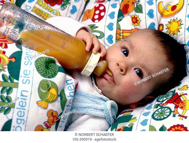 Baby drinking. - 01/02/2007
