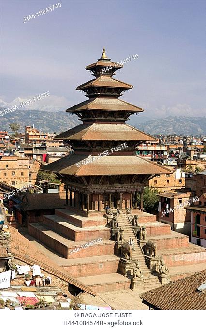 Nepal, Bhaktapur city, Kathmandu Valley, architecture, culture, UNESCO, World heritage site, Taumadhi Square, Asia, tr