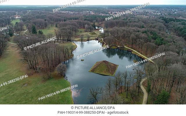 14 March 2019, Brandenburg, Branitz: View of the lake pyramid in the Fürst-Pückler-Park near Cottbus (aerial view with a drone)