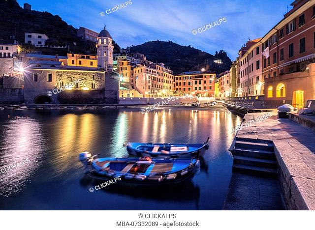 The port of Vernazza, Cinque Terre, Province of La Spezia, Liguria, Italy, Europe
