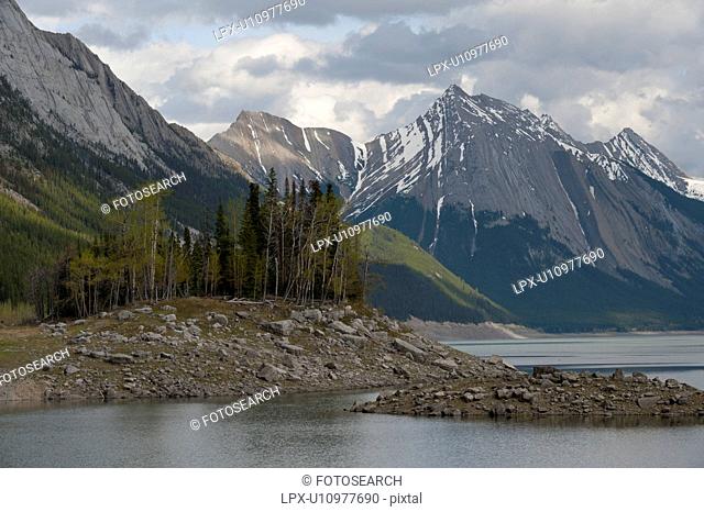 Medicine Lake with mountain in background, Jasper National Park, Alberta, Canada