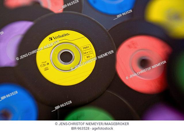 CD blanks by Verbatim in Vinyl-Singels design