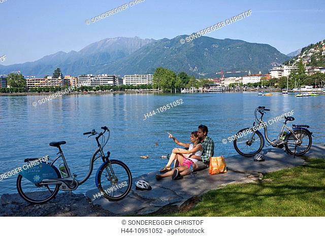 Switzerland, Europe, lake, summer, canton, TI, Ticino, Southern Switzerland, Lago Maggiore, Minusio, village, wheel, bicycle, bicycle, bicycles, bike