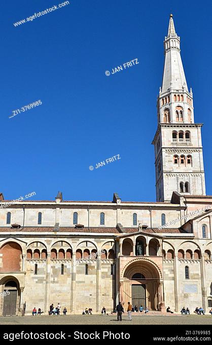 Duomo in Modena, Italy