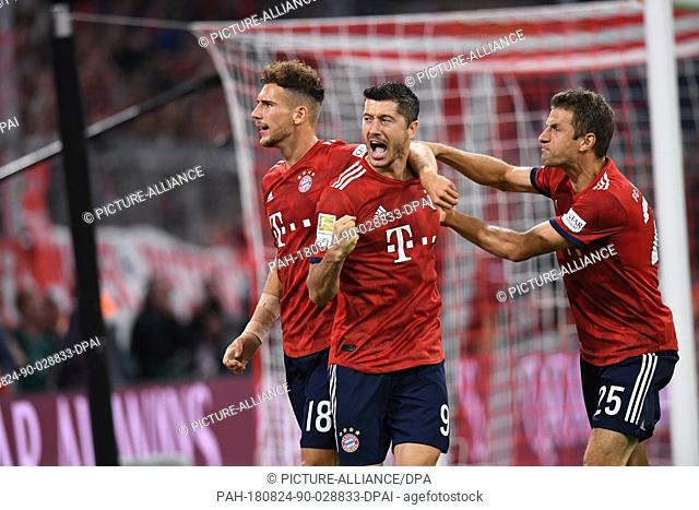 24 August 2018, Germany, Munich: Soccer, Bundesliga, Bayern Munich vs 1899 Hoffenheim, 1st matchday in the Allianz Arena